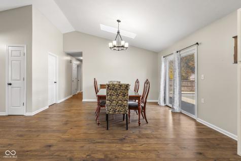 3277 Muriel Place Columbus IN 47203