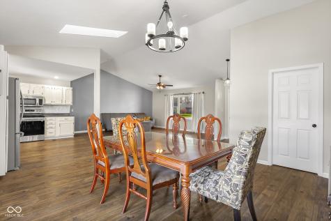 3277 Muriel Place Columbus IN 47203