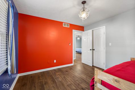 3277 Muriel Place Columbus IN 47203