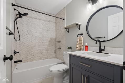 3277 Muriel Place Columbus IN 47203