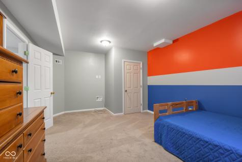 3277 Muriel Place Columbus IN 47203