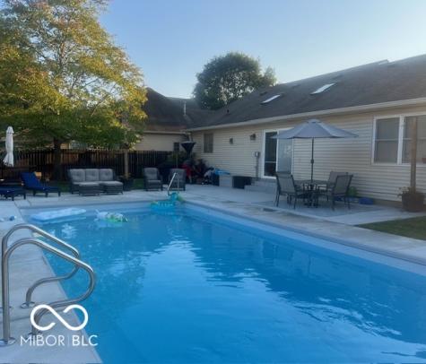 3277 Muriel Place Columbus IN 47203