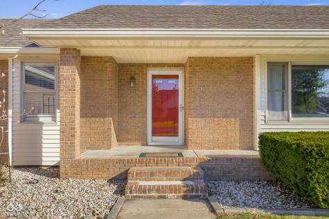 3277 Muriel Place Columbus IN 47203