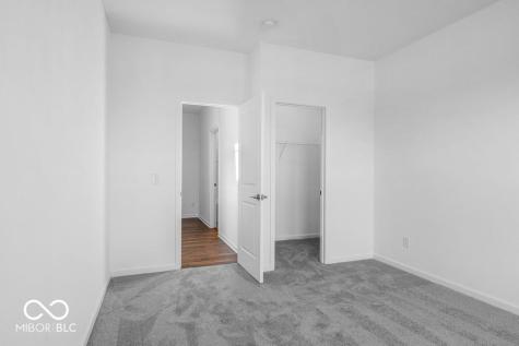 11021 Dressage Way Indianapolis IN 46239