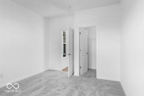 11021 Dressage Way Indianapolis IN 46239