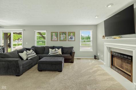 594 Homestead Lane Greenwood IN 46142
