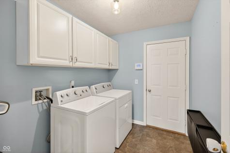 594 Homestead Lane Greenwood IN 46142