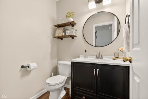 594 Homestead Lane Greenwood IN 46142