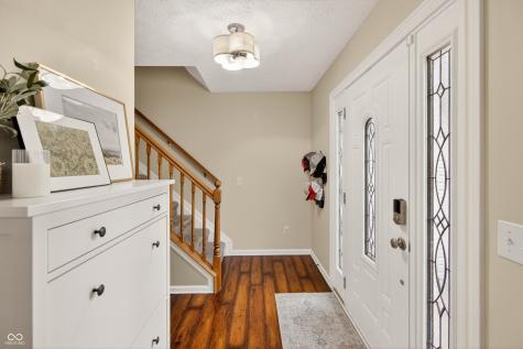 594 Homestead Lane Greenwood IN 46142