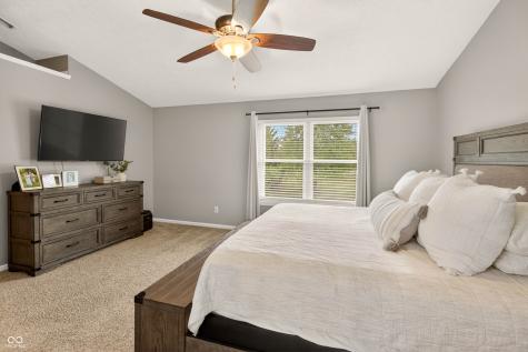 594 Homestead Lane Greenwood IN 46142
