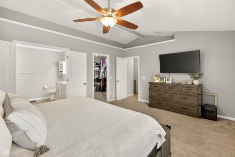 594 Homestead Lane Greenwood IN 46142