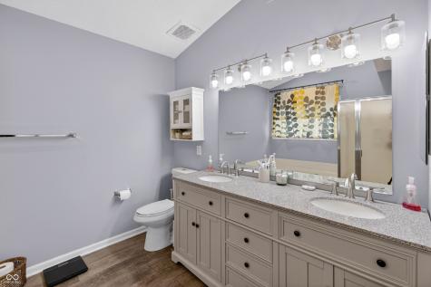 594 Homestead Lane Greenwood IN 46142