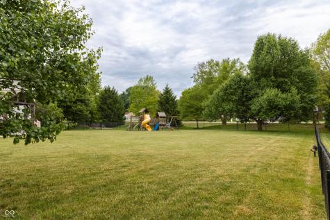 594 Homestead Lane Greenwood IN 46142