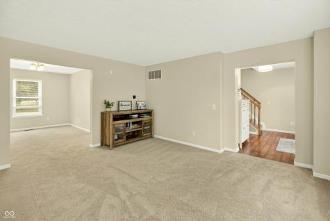 594 Homestead Lane Greenwood IN 46142