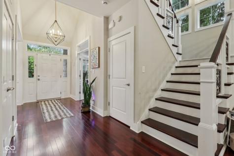 8418 N College Avenue Indianapolis IN 46240