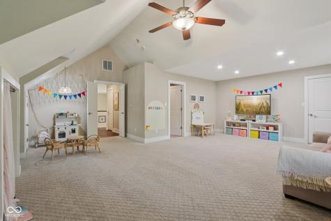 8418 N College Avenue Indianapolis IN 46240