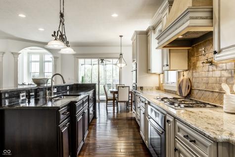 13227 Frogmore Street Carmel IN 46032
