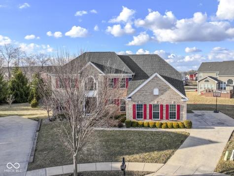 4520 Waterchase Court Zionsville IN 46077