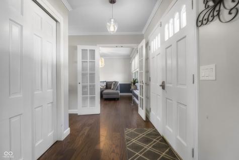 4103 Ridgeway Avenue Columbus IN 47203