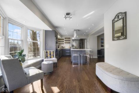 4103 Ridgeway Avenue Columbus IN 47203