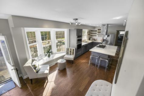 4103 Ridgeway Avenue Columbus IN 47203