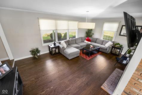 4103 Ridgeway Avenue Columbus IN 47203