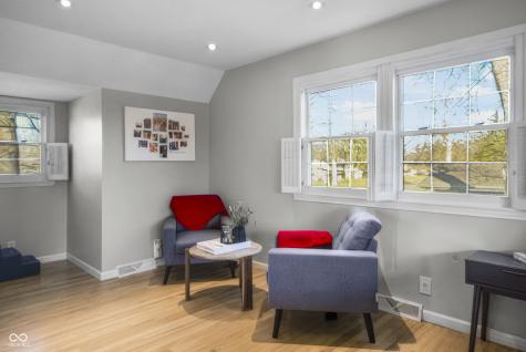 4103 Ridgeway Avenue Columbus IN 47203