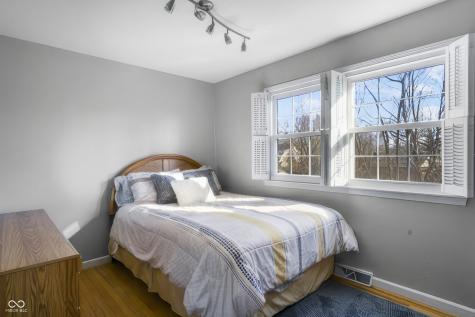 4103 Ridgeway Avenue Columbus IN 47203