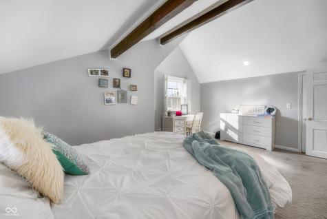 4103 Ridgeway Avenue Columbus IN 47203