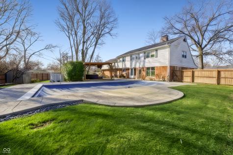 4103 Ridgeway Avenue Columbus IN 47203