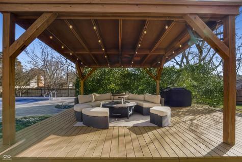 4103 Ridgeway Avenue Columbus IN 47203