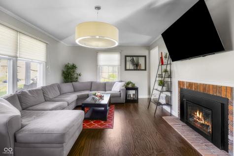 4103 Ridgeway Avenue Columbus IN 47203