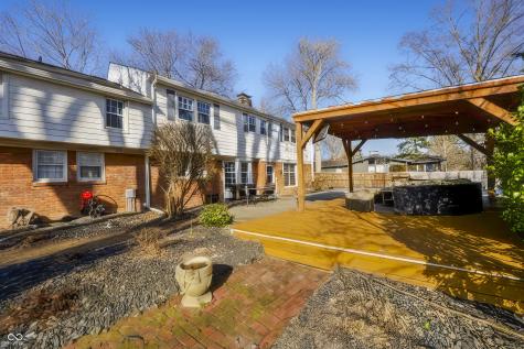 4103 Ridgeway Avenue Columbus IN 47203