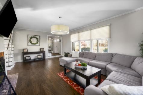 4103 Ridgeway Avenue Columbus IN 47203