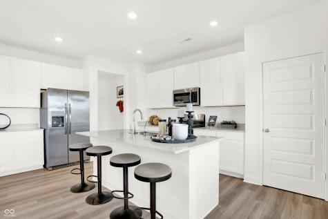 1725 Hemlock Circle Greenfield IN 46140