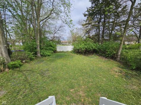2002 E Highland Avenue Muncie IN 47303