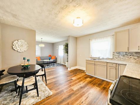 2002 E Highland Avenue Muncie IN 47303