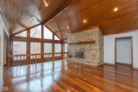 8649 Bay Colony Drive Indianapolis IN 46234