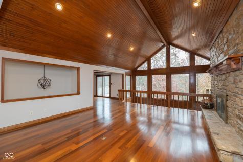8649 Bay Colony Drive Indianapolis IN 46234