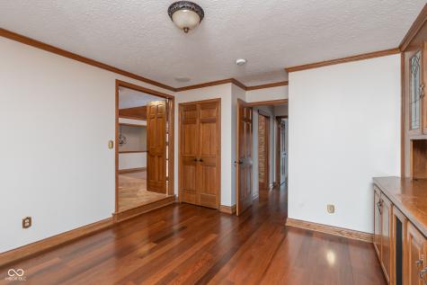 8649 Bay Colony Drive Indianapolis IN 46234