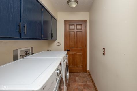 8649 Bay Colony Drive Indianapolis IN 46234