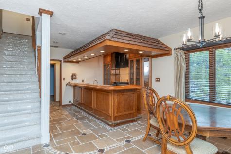 8649 Bay Colony Drive Indianapolis IN 46234