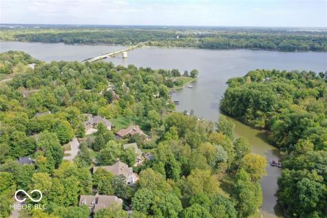 8649 Bay Colony Drive Indianapolis IN 46234