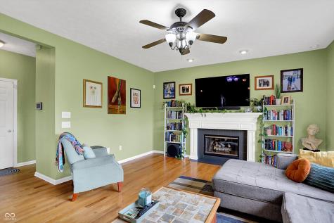 8030 Parcrest Court Indianapolis IN 46259