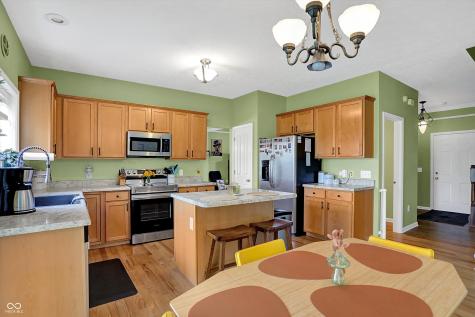 8030 Parcrest Court Indianapolis IN 46259