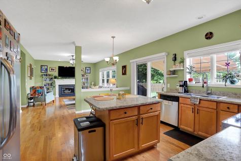 8030 Parcrest Court Indianapolis IN 46259
