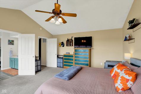 8030 Parcrest Court Indianapolis IN 46259