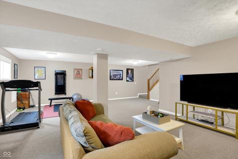 8030 Parcrest Court Indianapolis IN 46259