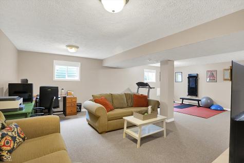 8030 Parcrest Court Indianapolis IN 46259