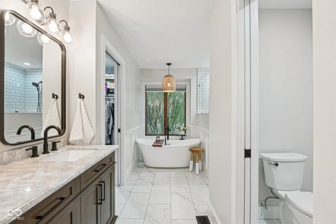 649 Hamlet Drive Avon IN 46123